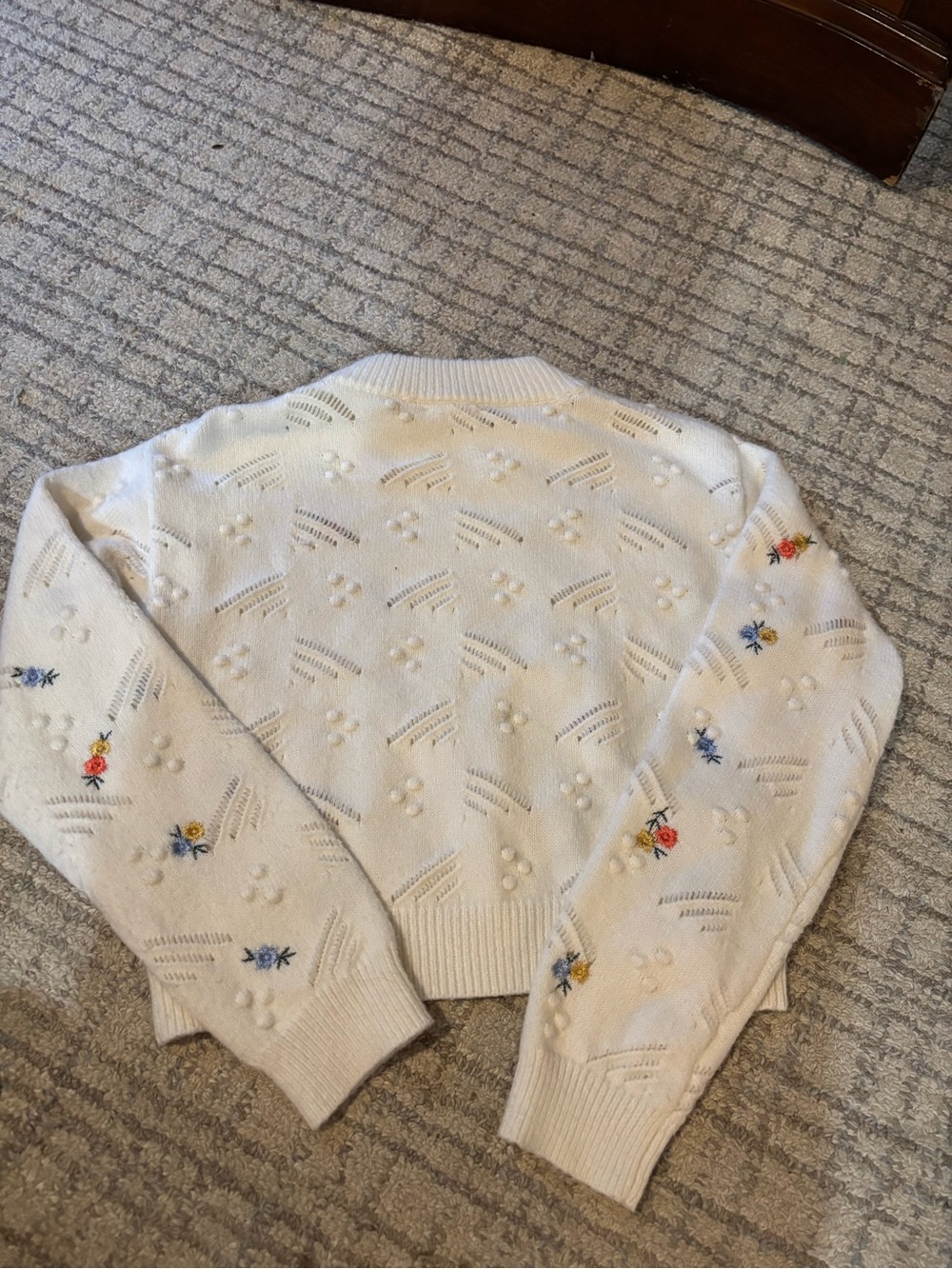 Storia Cream Knit Sweater with Multicolor Floral Embroidery - Picture 4 of 4
